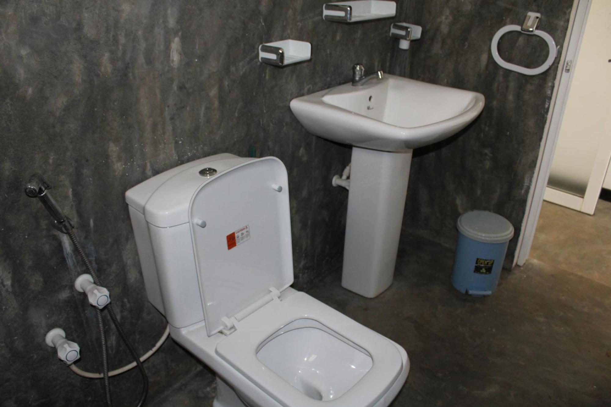 Sun & Moon Hostel มิริสซา ภายนอก รูปภาพ