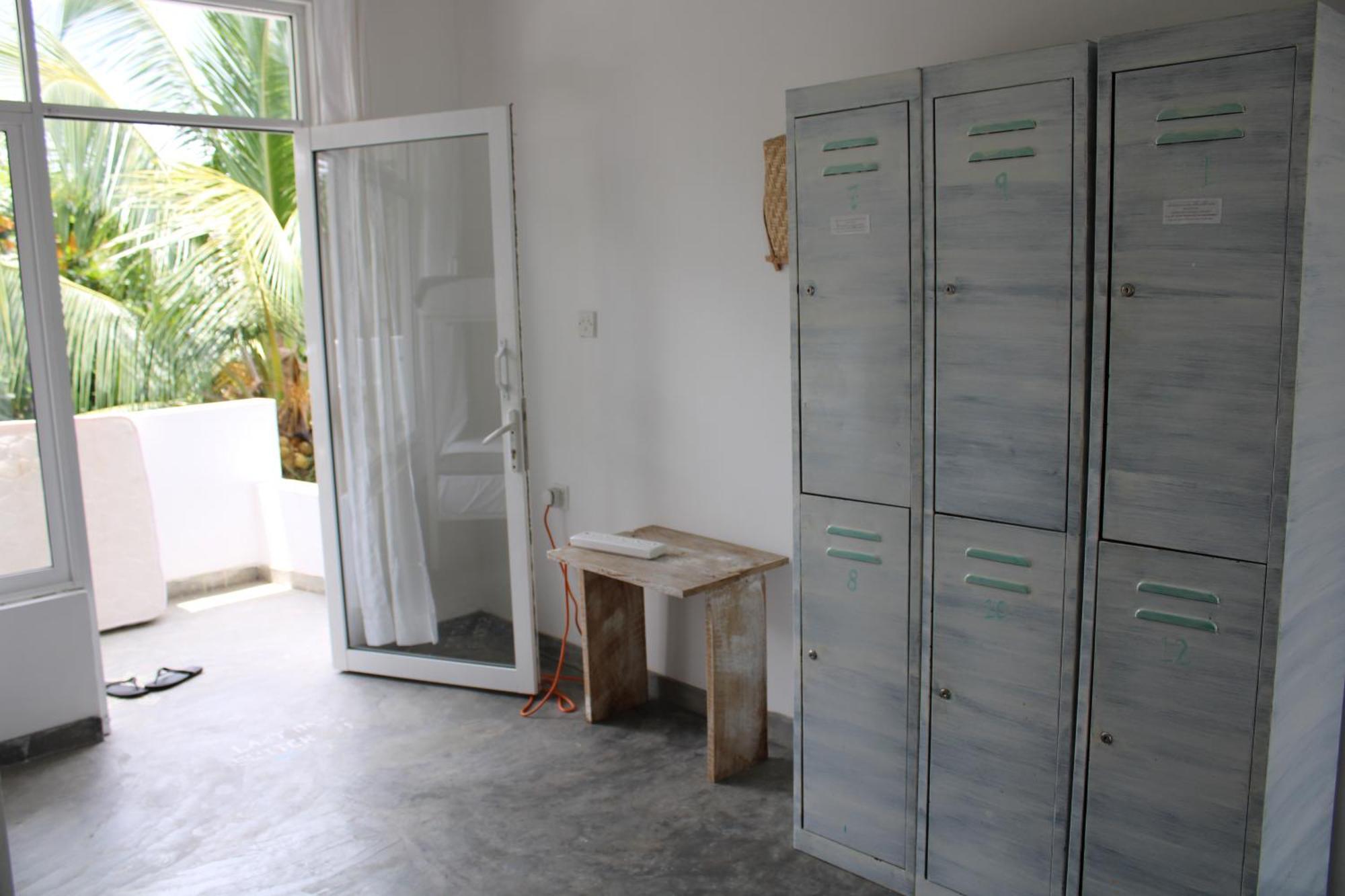 Sun & Moon Hostel มิริสซา ภายนอก รูปภาพ